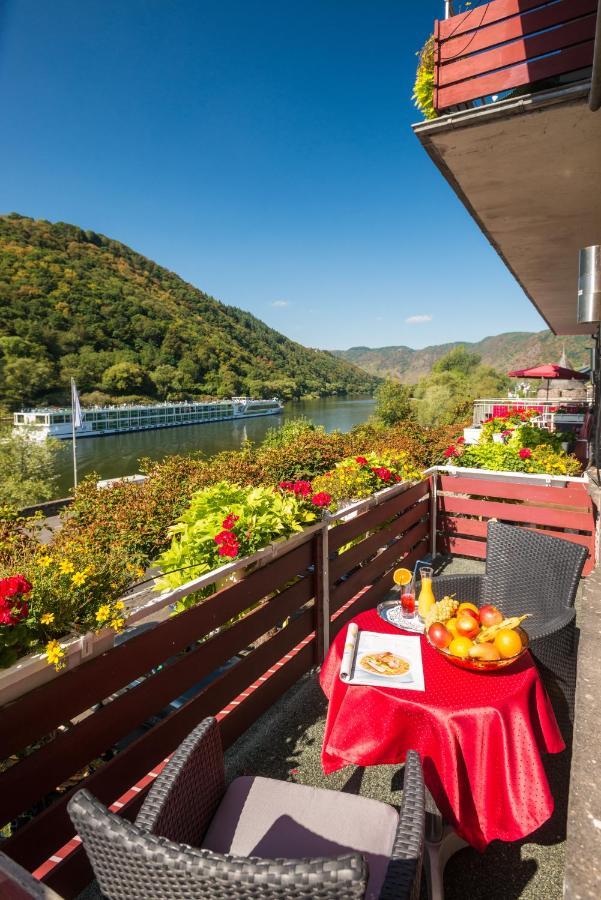 Moselromantik-Hotel Zum Loewen Ediger-Eller Dış mekan fotoğraf