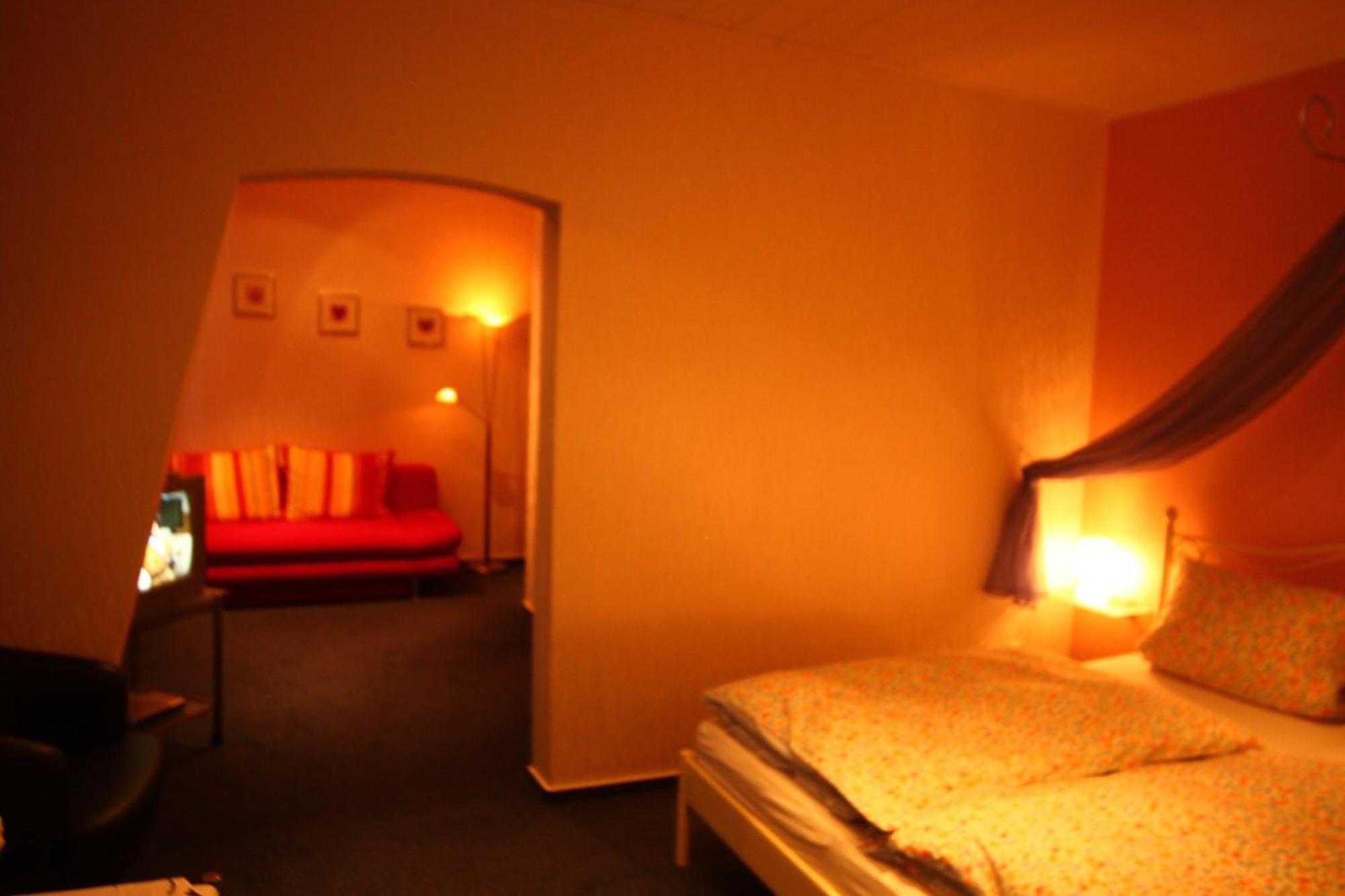 Moselromantik-Hotel Zum Loewen Ediger-Eller Oda fotoğraf