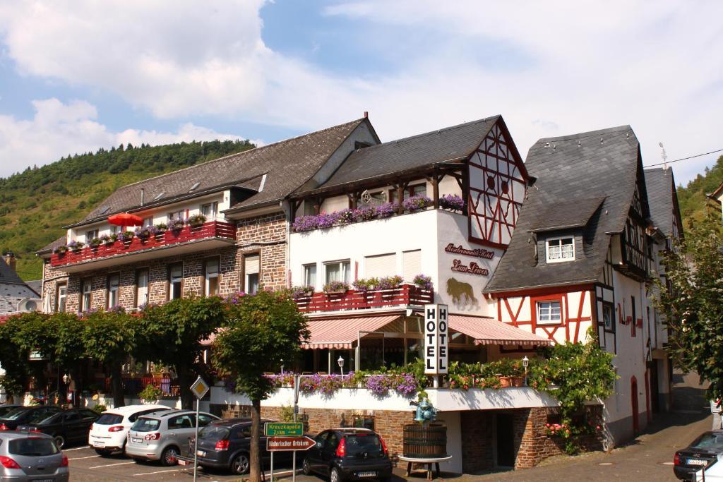 Moselromantik-Hotel Zum Loewen Ediger-Eller Dış mekan fotoğraf